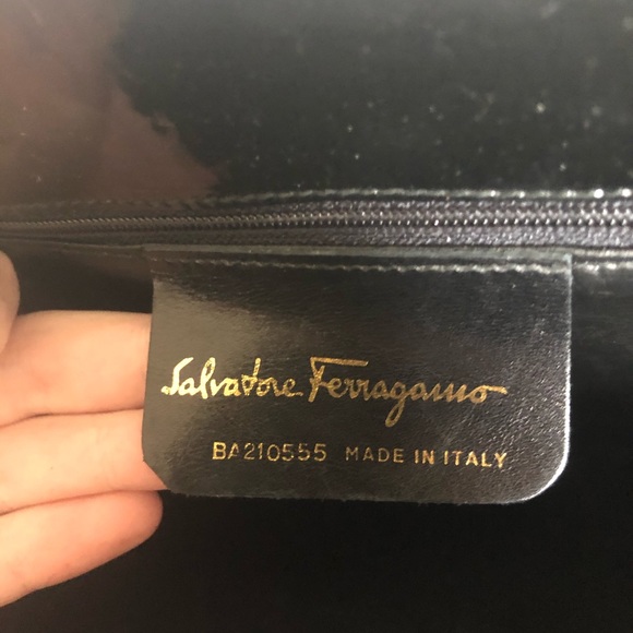 Salvatore Ferragamo oversized clutch - Picture 4 of 8